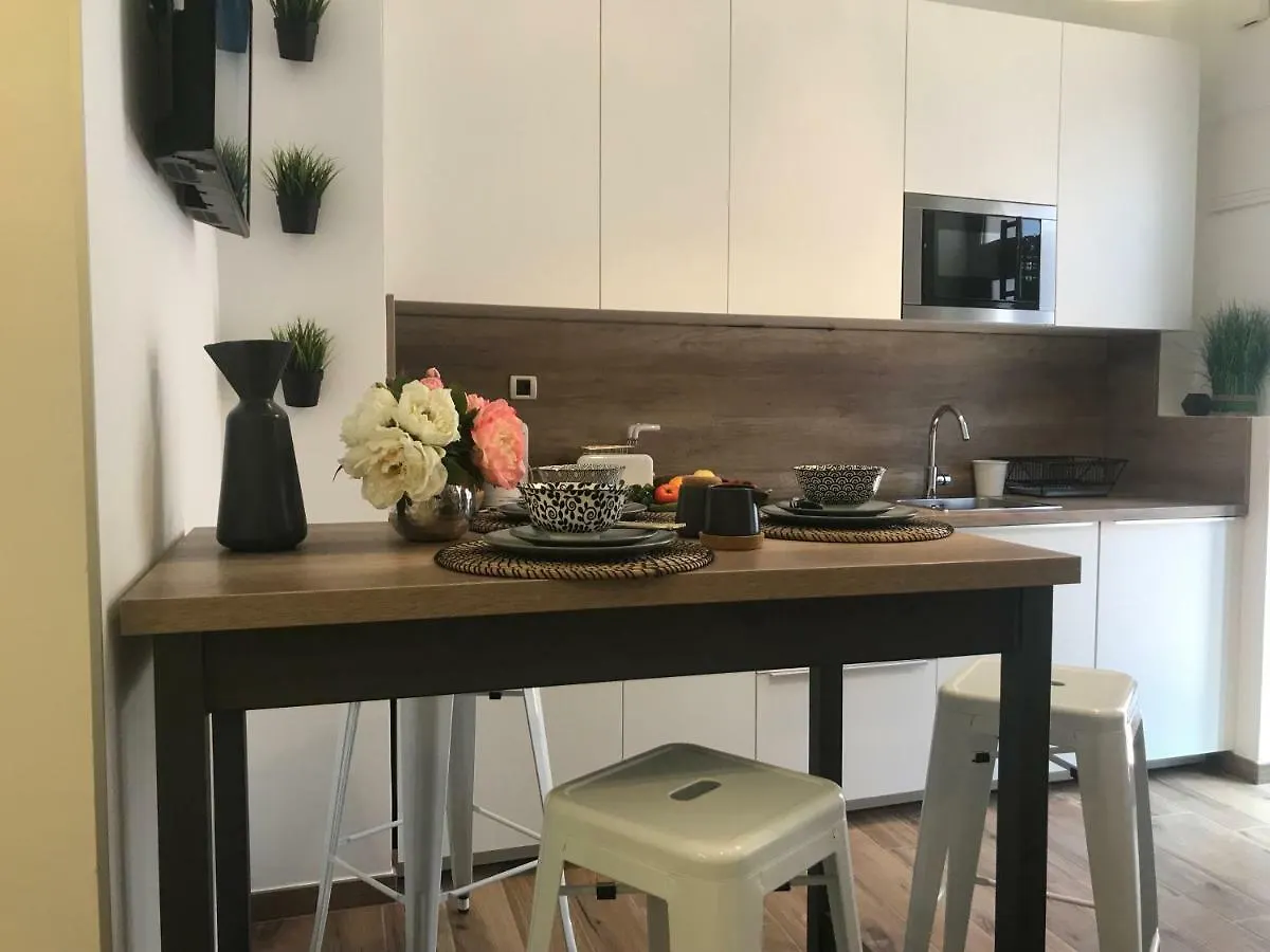 Arena Design Apartments With Free Private Parking And With A Terrace Pula
